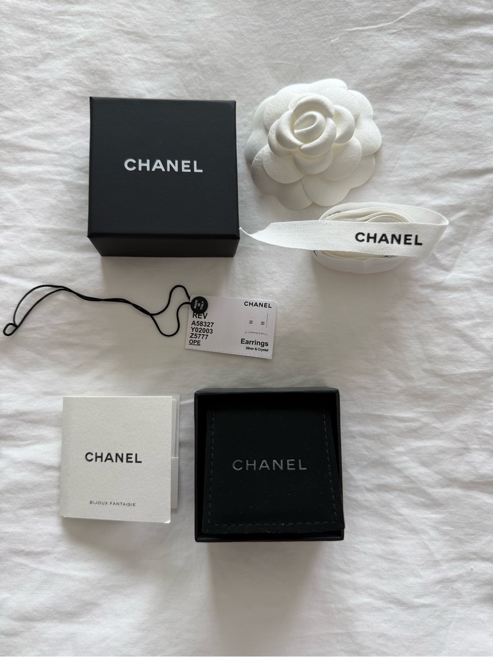 CHANEL Classic CC Ruthenium Crystal Stud Earrings - Picture 11 of 11